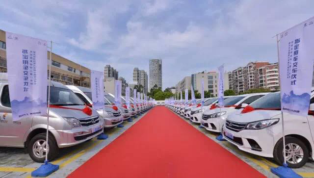 国宾车大通G10 PLUS，14大升级挑战享受极限