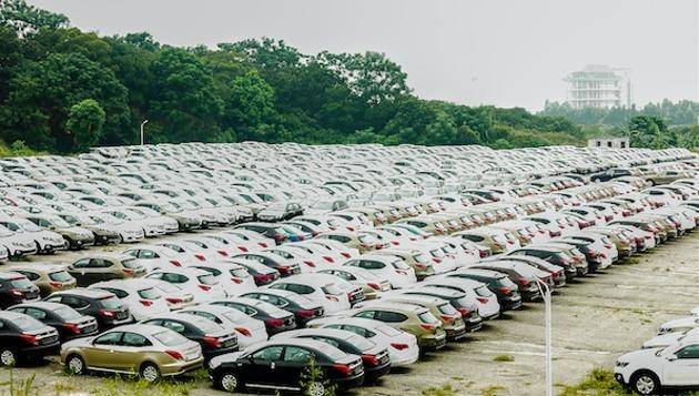 2017年12月中国汽车经销商库存预警指数降至47.7%
