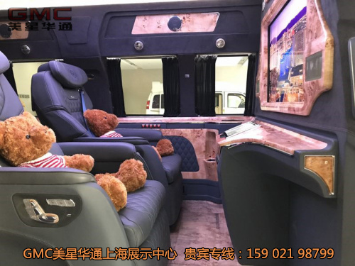 点击此雕刻边看父亲图