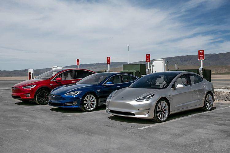 国产化特斯拉降幅达25万 Model3性能版终身免