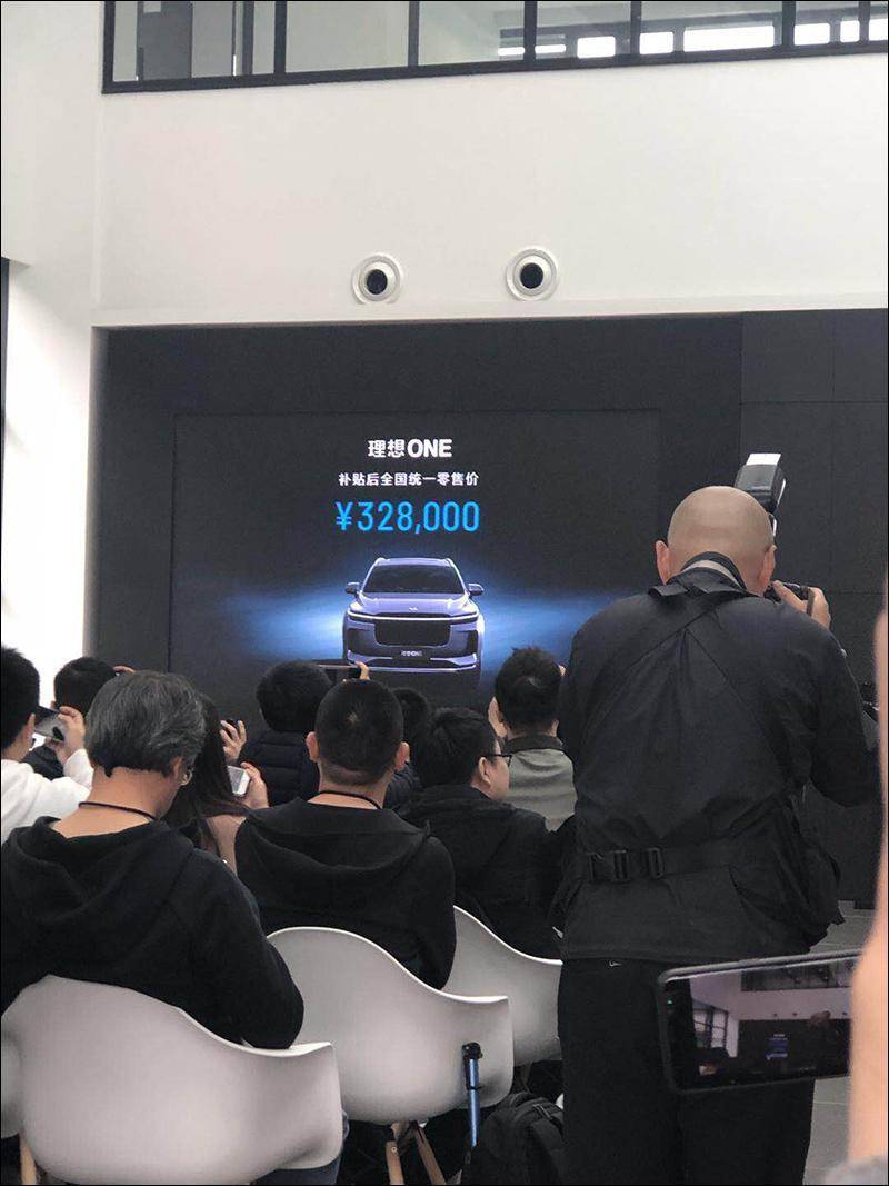 40万元该买什么车?理想ONE和蔚来ES6全面对