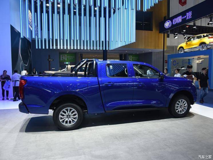 长城汽车 炮 2019款 2.0T手动四驱商用版长轴版 长城汽车 炮 2019款 2.0T手动四驱商用版长轴版