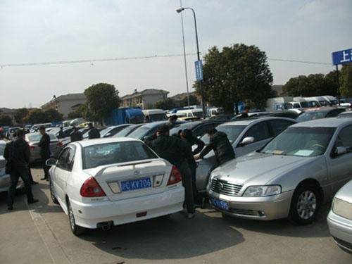 上海莘庄二手车市场火爆开业