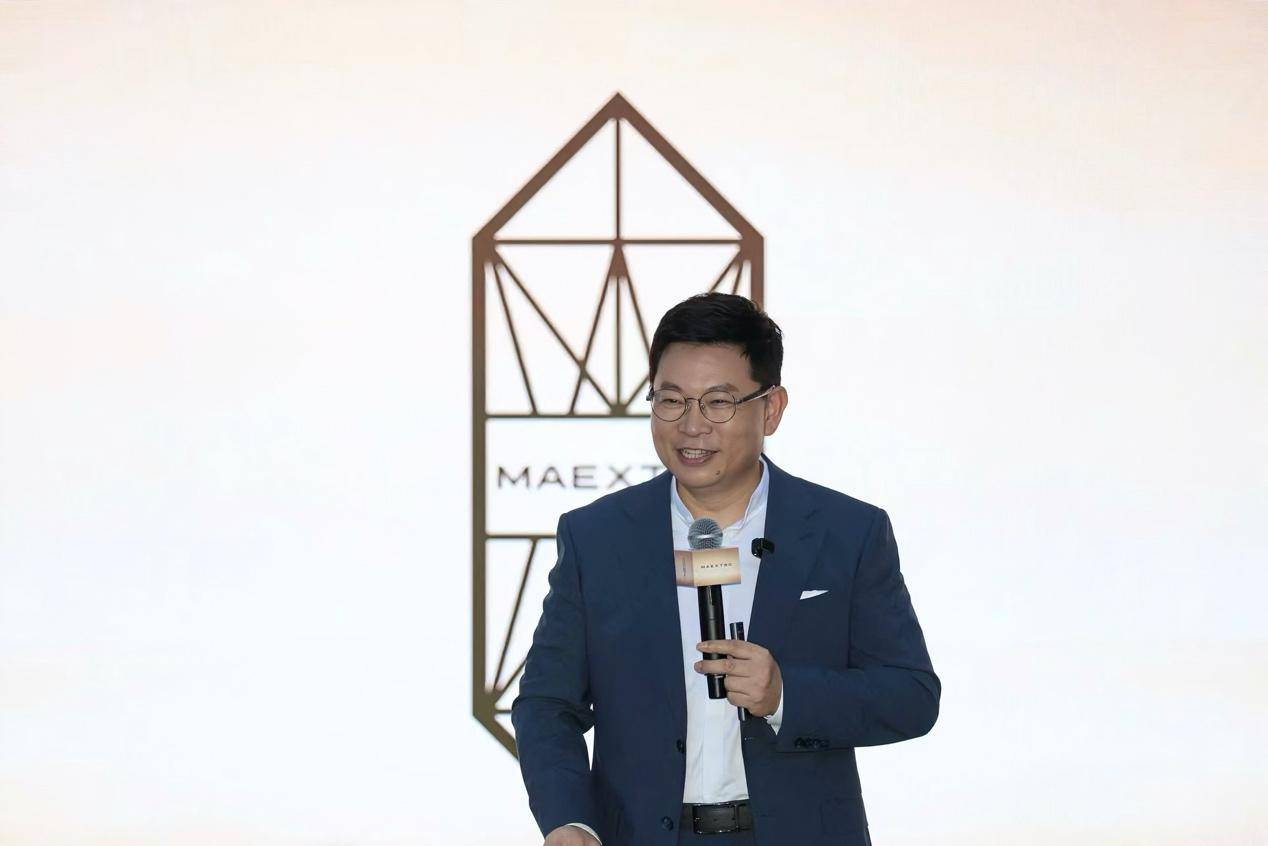 尊界双旗舰新品开启全国首批交付，以科技重构顶级豪华